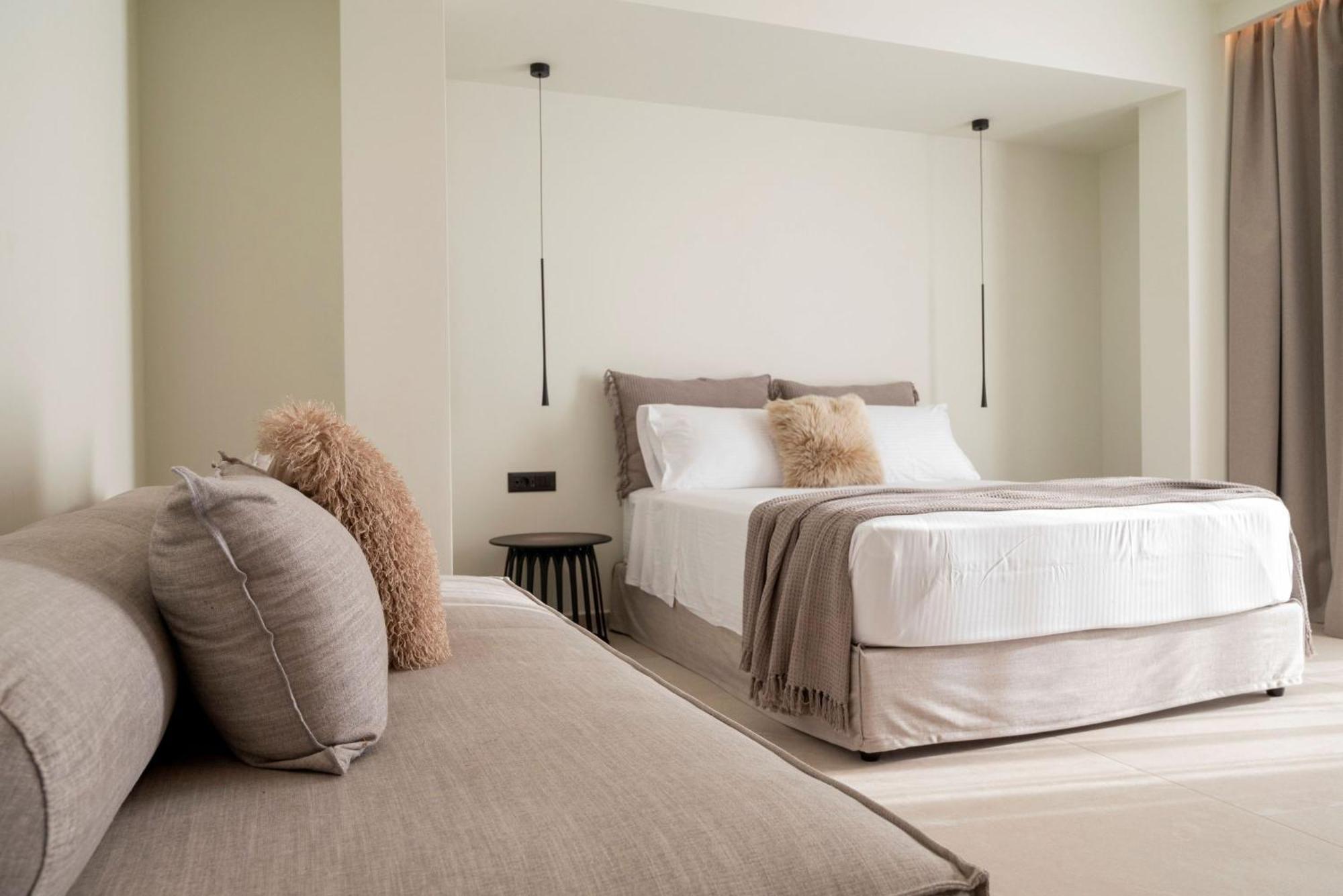 Rhotheon Suites In เอียลิซอส ภายนอก รูปภาพ